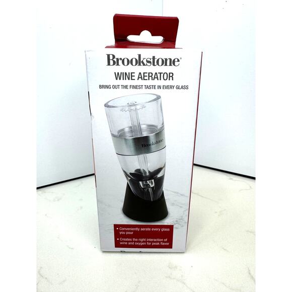 NIB Brookstone Wine Aerator With Stand Aroma Enhanced - Picture 1 of 4